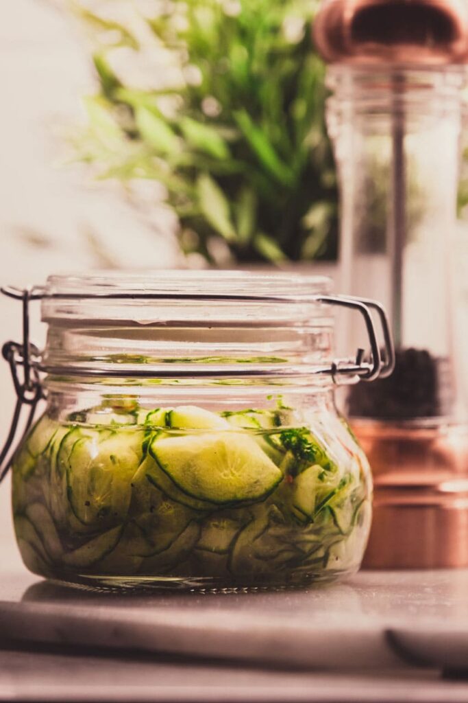 make-homemade-pickles