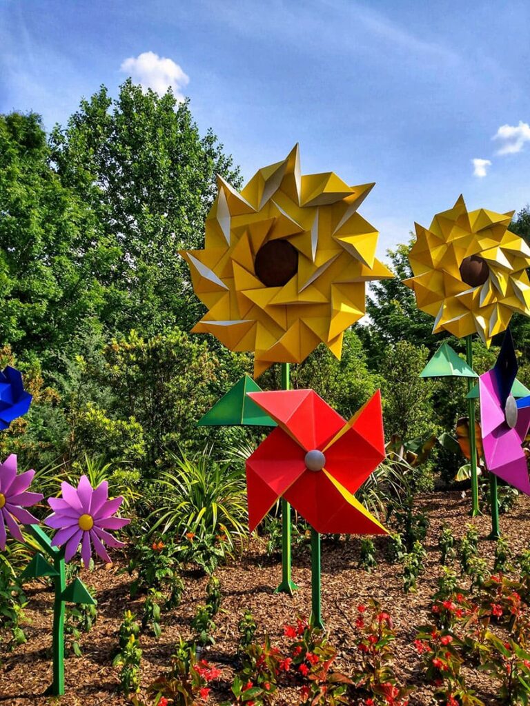 a sunflower made with paper