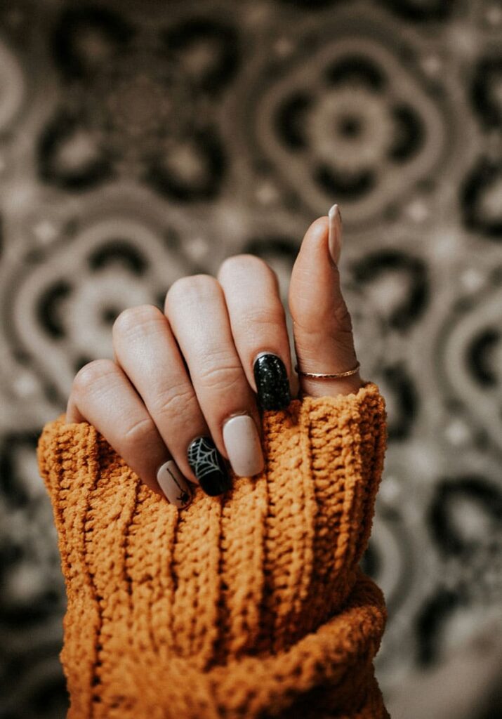 fall nails